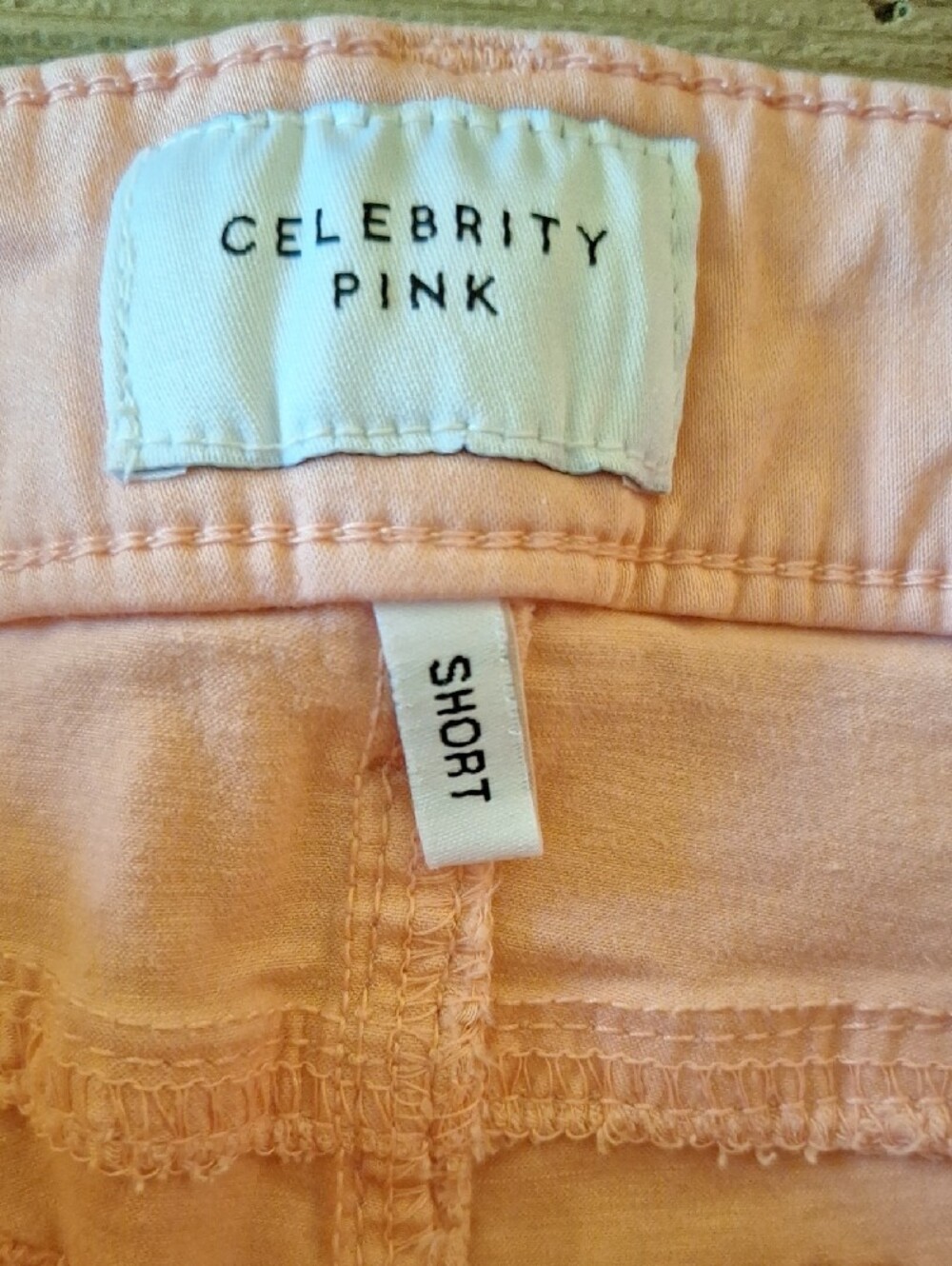 Celebrity Pink Light Pink Roll-Cuff Denim Shorts. Size 5 - Picture 4 of 8